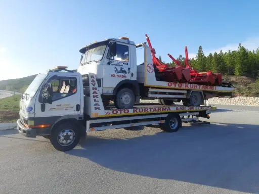 Oto kurtarma ve çekici hizmeti