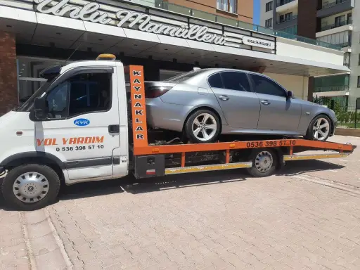 Oto kurtarma ve çekici hizmeti